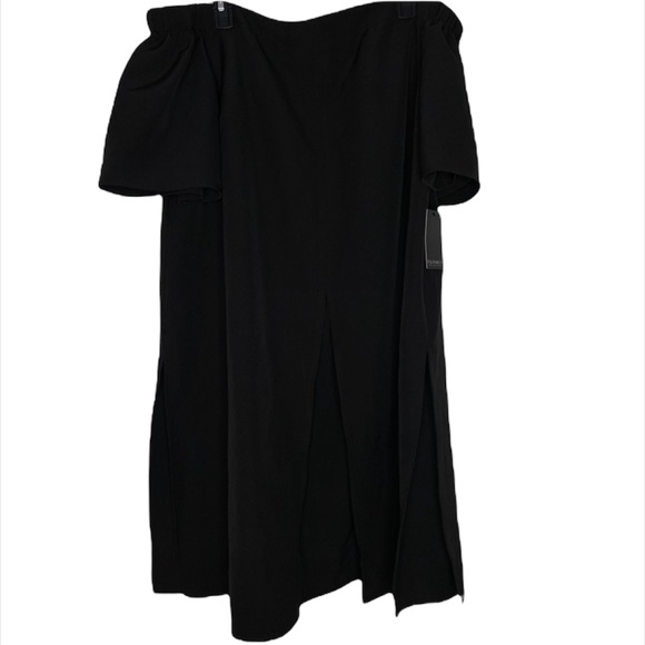 Eloquii Tops - NWT Eloquii Black Over the Shoulder Top Sz 18